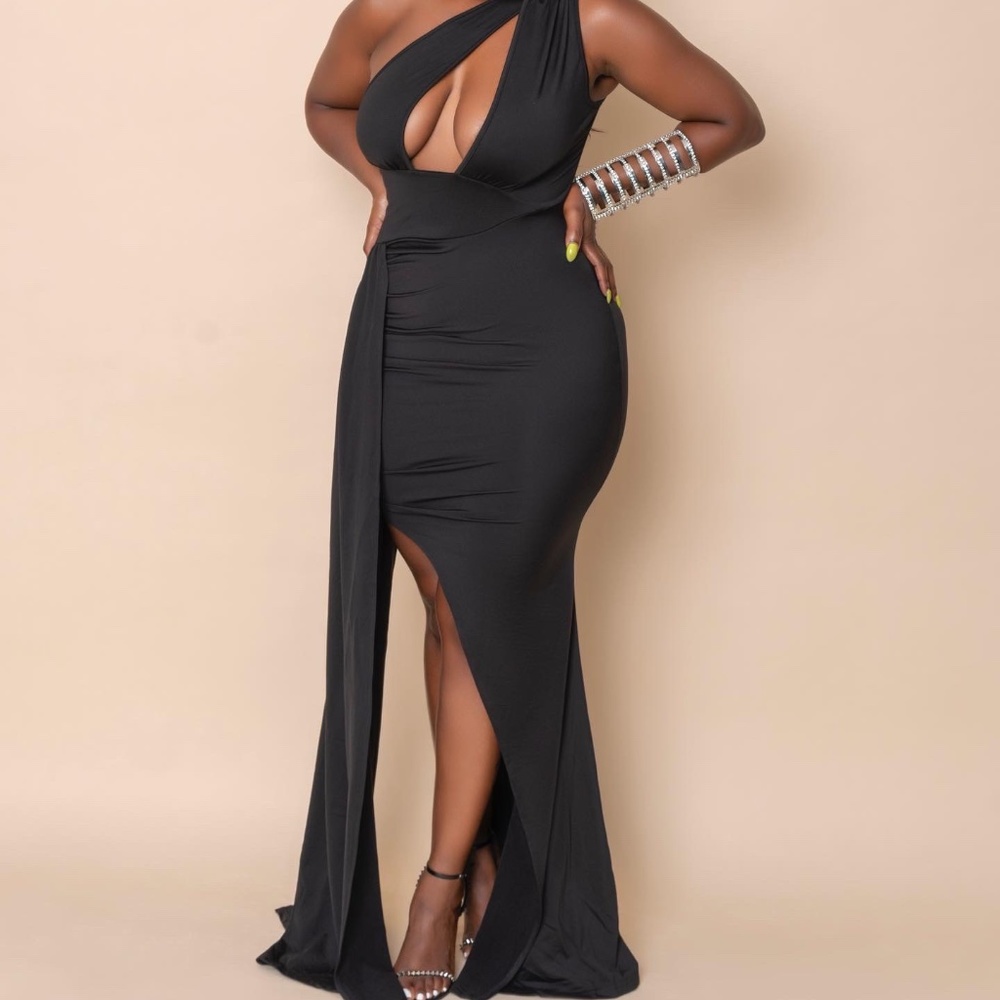 Black Stretchy Gown w/Split Size M